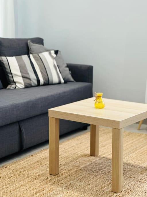 La Laonnoise Apartment Bagian luar foto