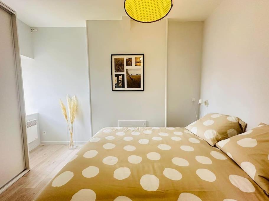 La Laonnoise Apartment Bagian luar foto