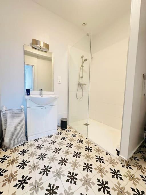 La Laonnoise Apartment Bagian luar foto